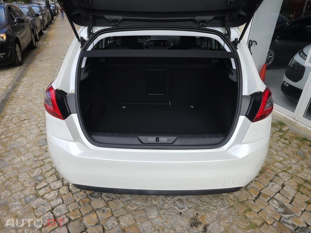 Peugeot 308 1.2 PureTech GT Pack