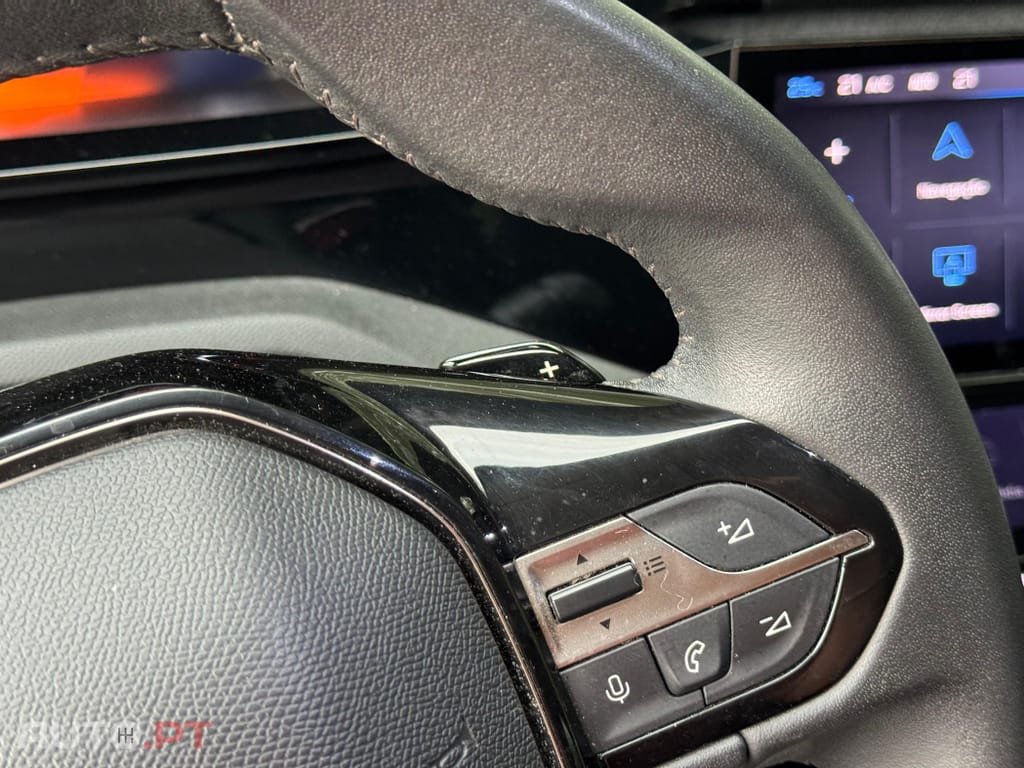 Peugeot 308 1.2 PureTech Allure EAT8