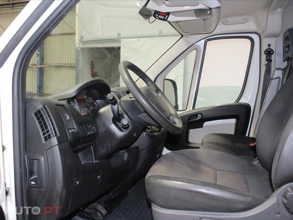 Peugeot Boxer 2.2 HDi 335 L3H2