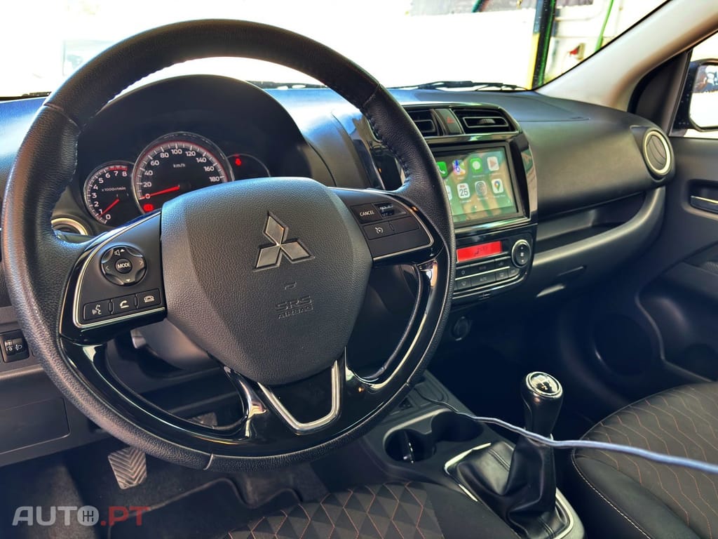 Mitsubishi Space Star 1.2 Intense Connect Edition