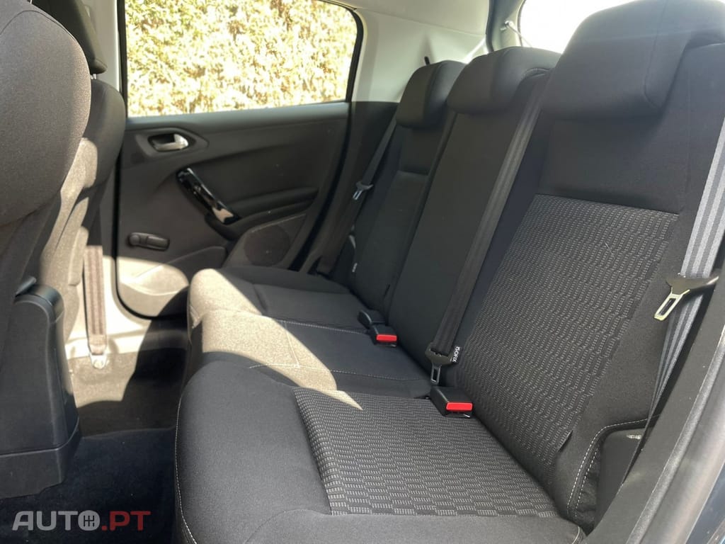 Peugeot 208 1.2 PureTech Active