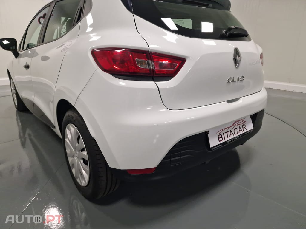 Renault Clio SOCIETE 1.5 DCI ZEN IVA DEDUTIVEL