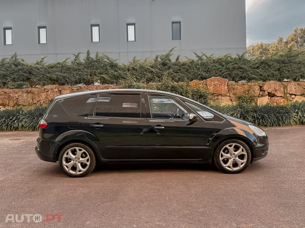 Ford S-Max 2.0 TDCi Titanium 7L