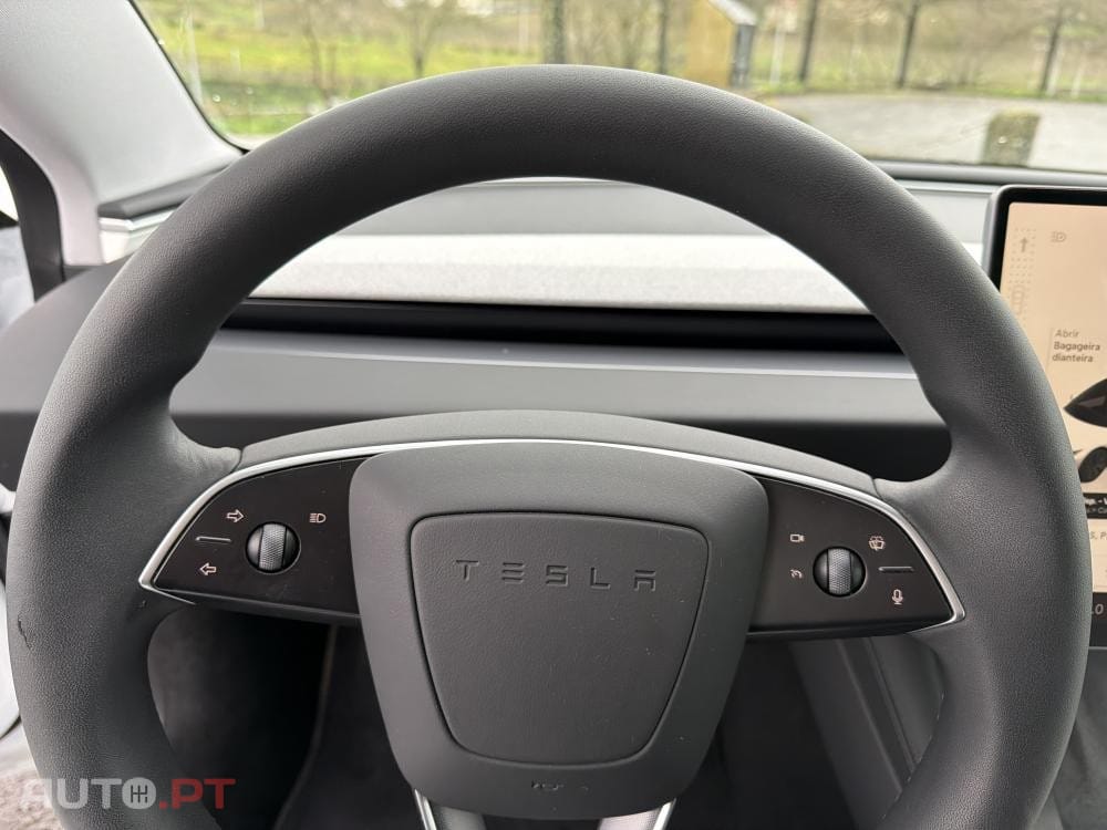 Tesla Model 3 Long Range AWD Dual Motor