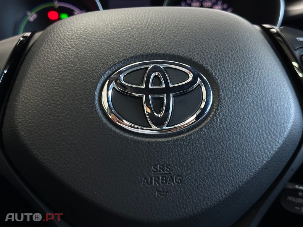 Toyota C-HR 1.8 HSD Comfort+P.Style