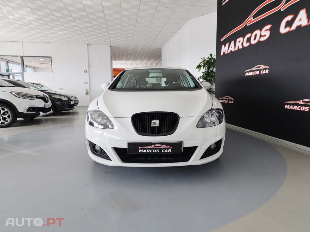 Seat Leon 1.6 TDI DPF Ecomotive Style