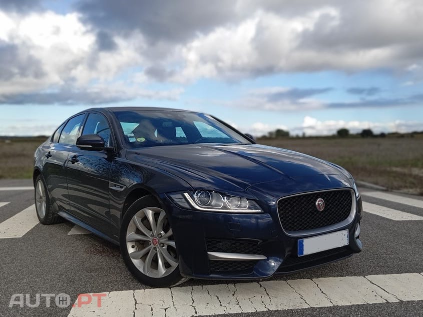 Jaguar XF 2.0 D R SPORT BVA 8 180CV COM EXTRAS