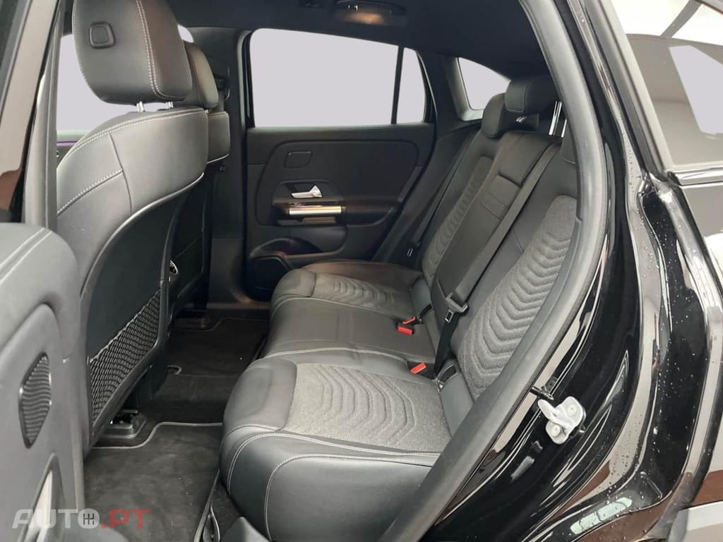 Mercedes-Benz EQA 250 I.V.A DEDUTIVEL