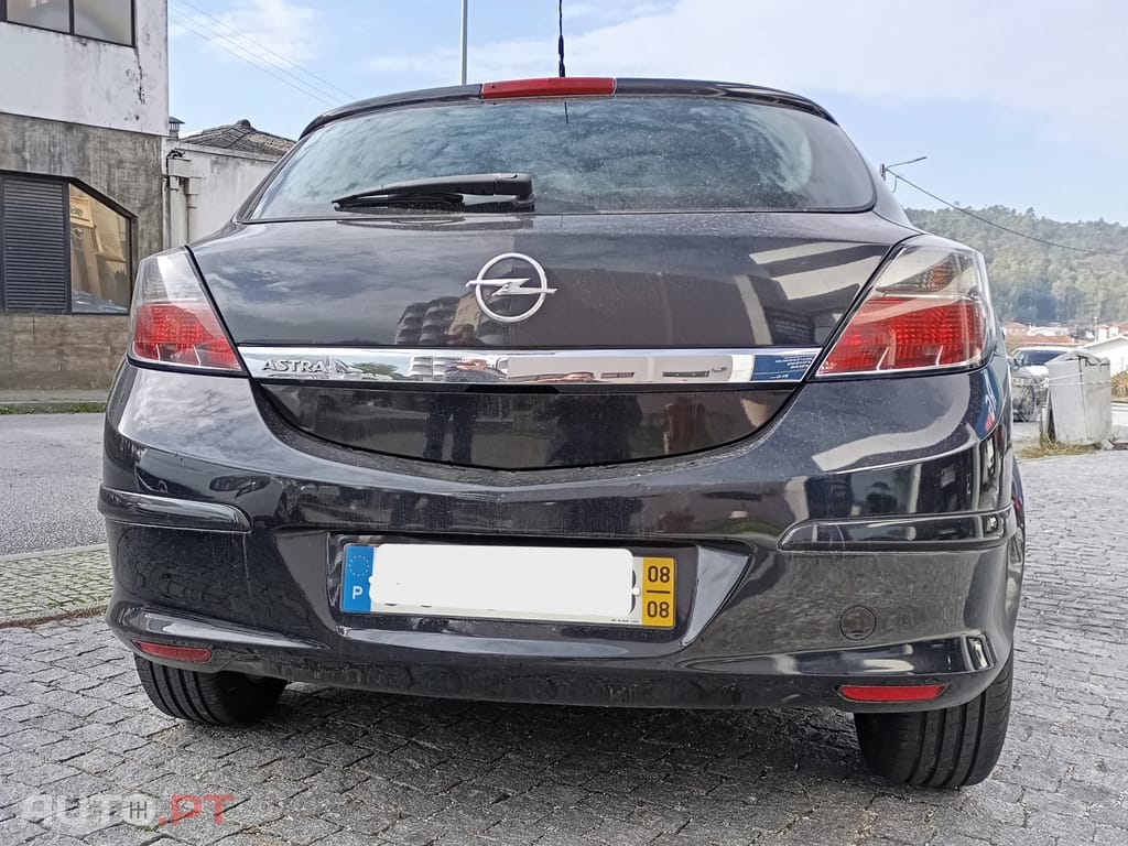 Opel Astra GTC 1.3 cdti sportvan