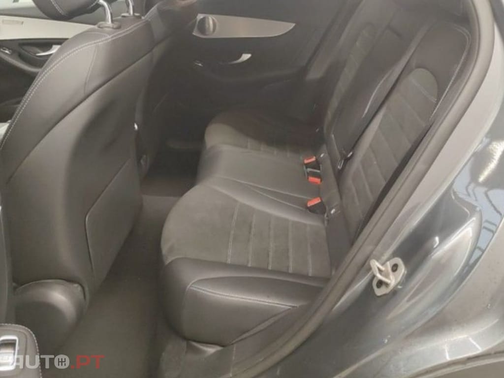 Mercedes-Benz GLC 300 de Coupe 4Matic 9G-TRONIC AMG Line Plus