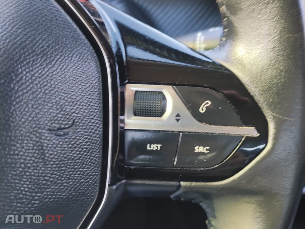 Peugeot 2008 1.5 BlueHDi Active Pack