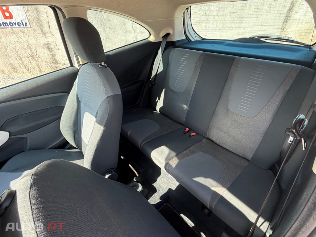 Ford KA 1.2 Titanium