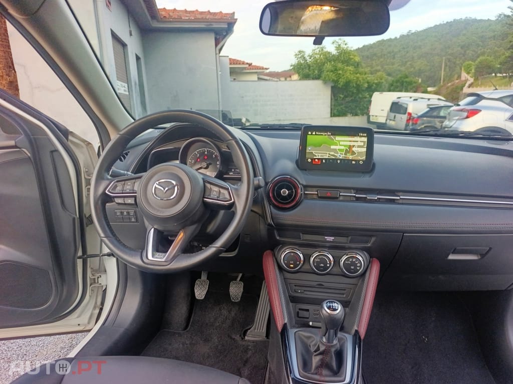 Mazda CX-3 1.5 Sky.Special Edition Navi