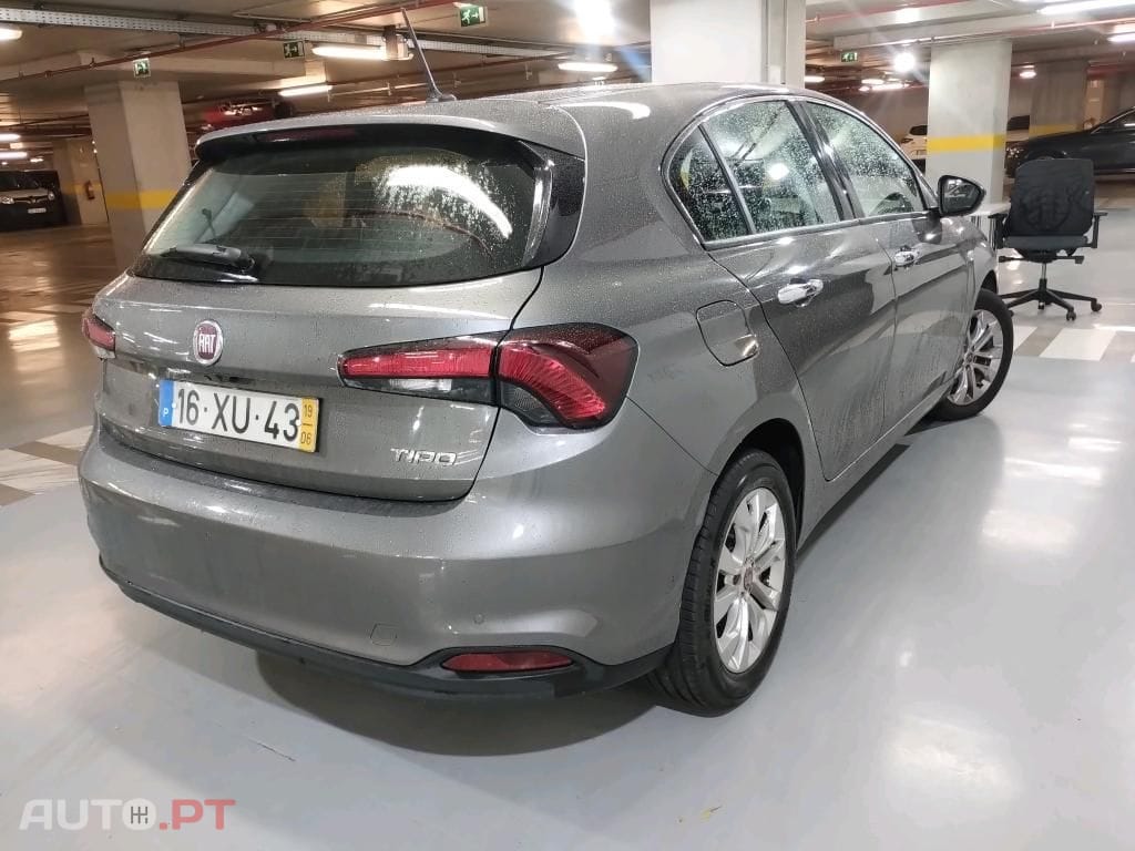 Fiat Tipo 1.3 M-Jet Lounge