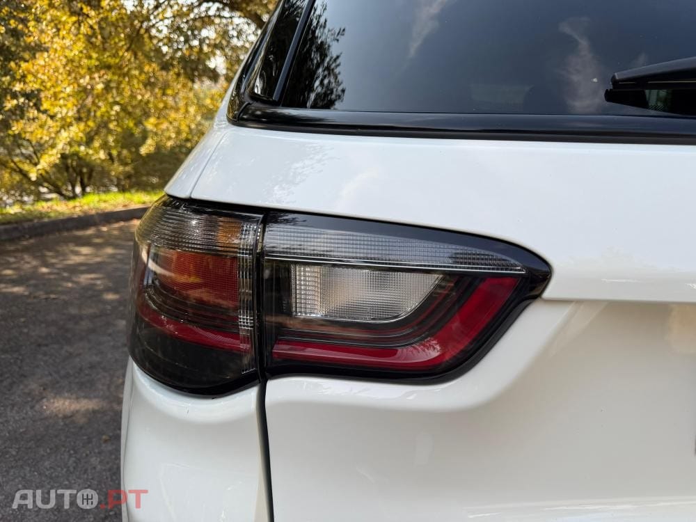 Jeep Compass 1.3 T-GDI 4xe PLUG-IN HYBRID Auto First Edition Urban