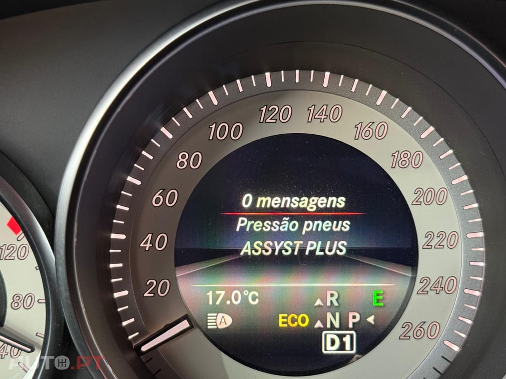 Mercedes-Benz E 250 AVANTGARDE