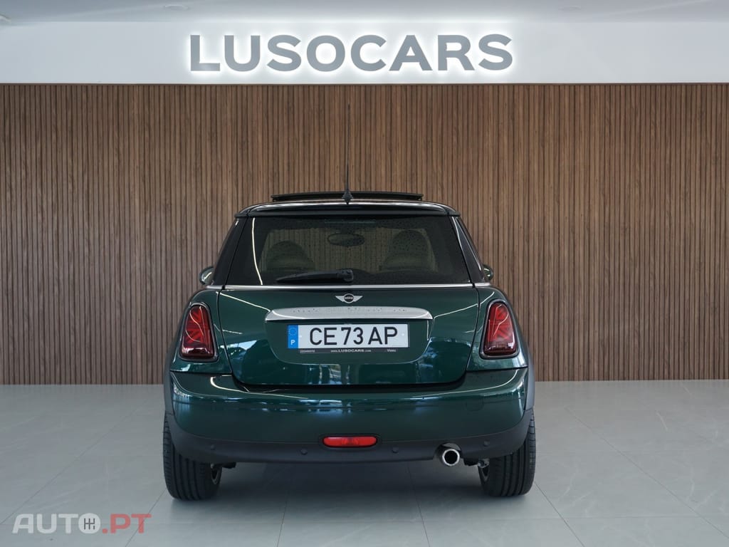 MINI Cooper Cooper D