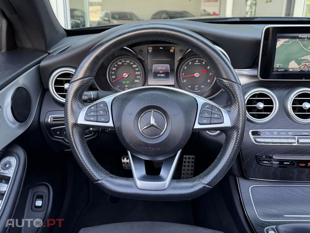 Mercedes-Benz C 180 Cabrio AMG Line