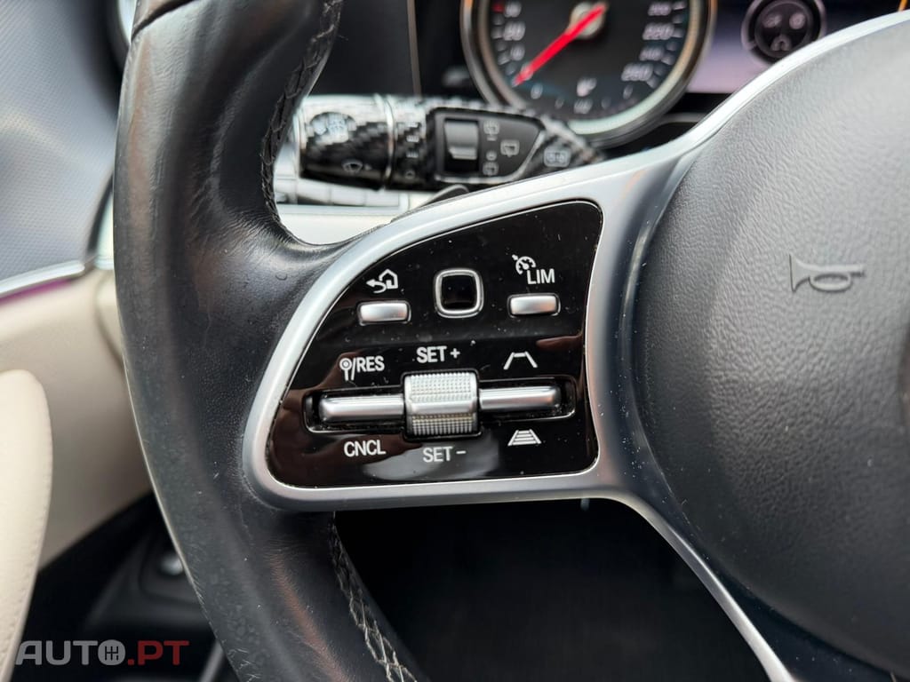 Mercedes-Benz E 300 De Avantgarde