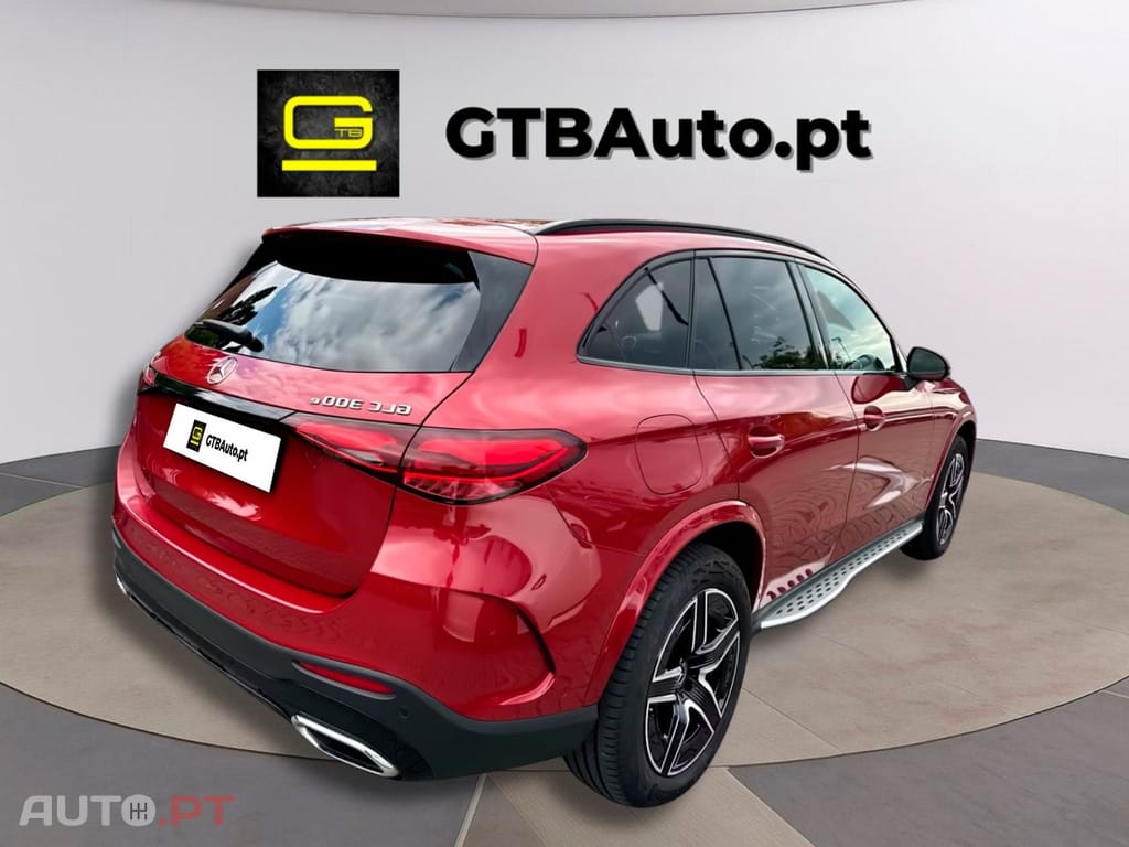 Mercedes-Benz GLC 300 I.V.A DEDUTIVEL e 4M AMG MBUX