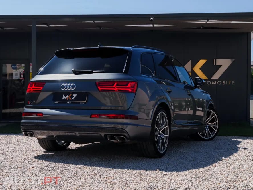 Audi SQ7 4.0 TDI V8 quattro Tiptronic 7L