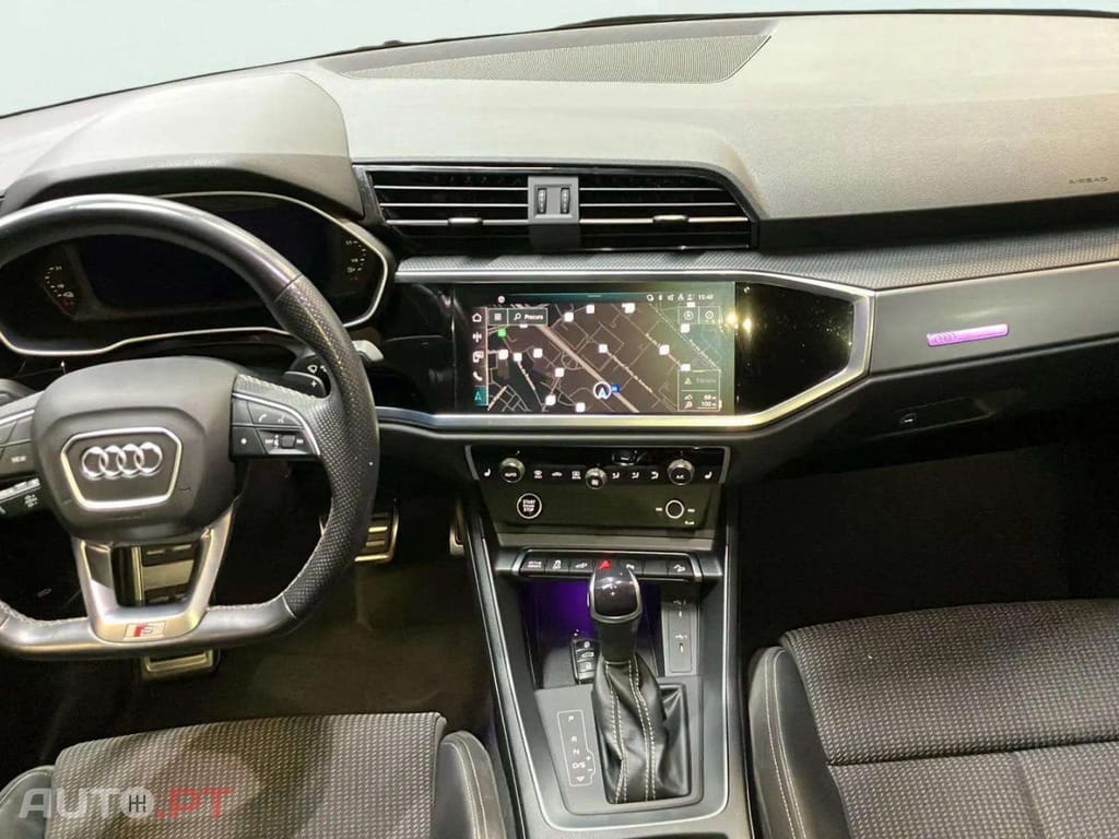 Audi Q3 45 TFSIe S line S tronic