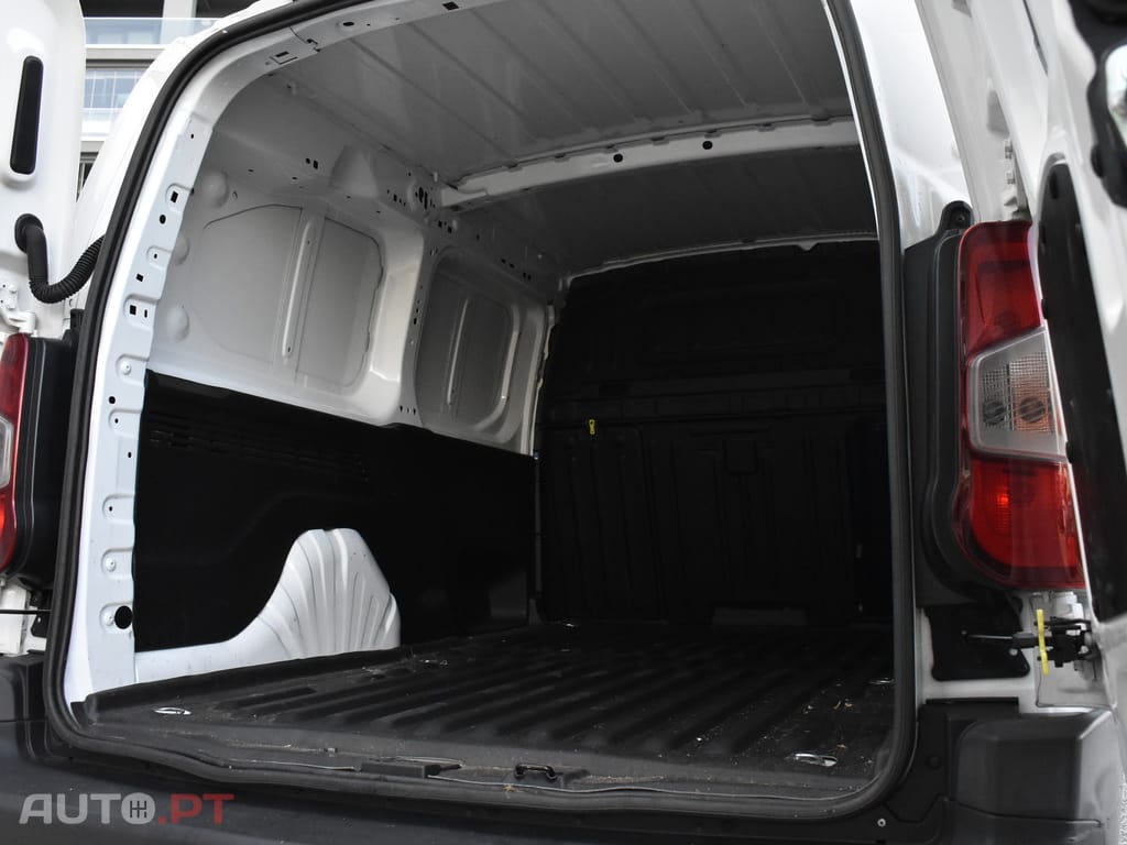 Peugeot Partner 1.5 BlueHDi Premium Longa