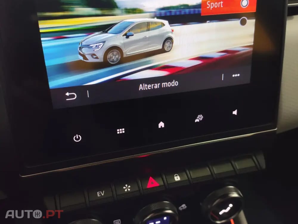 Renault Clio 1.6 E-Tech Full Hybrid Techno