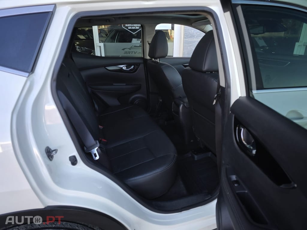 Nissan Qashqai 1.5 dCi N-Connecta 18