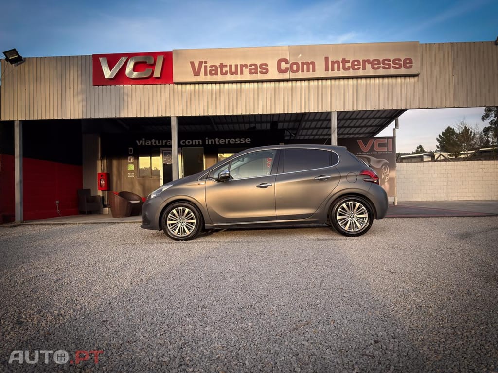 Peugeot 208 1.2 PURETECH