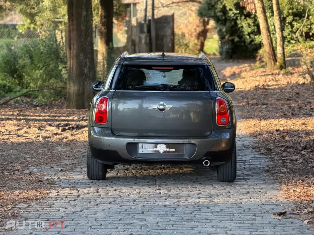 MINI Countryman One D