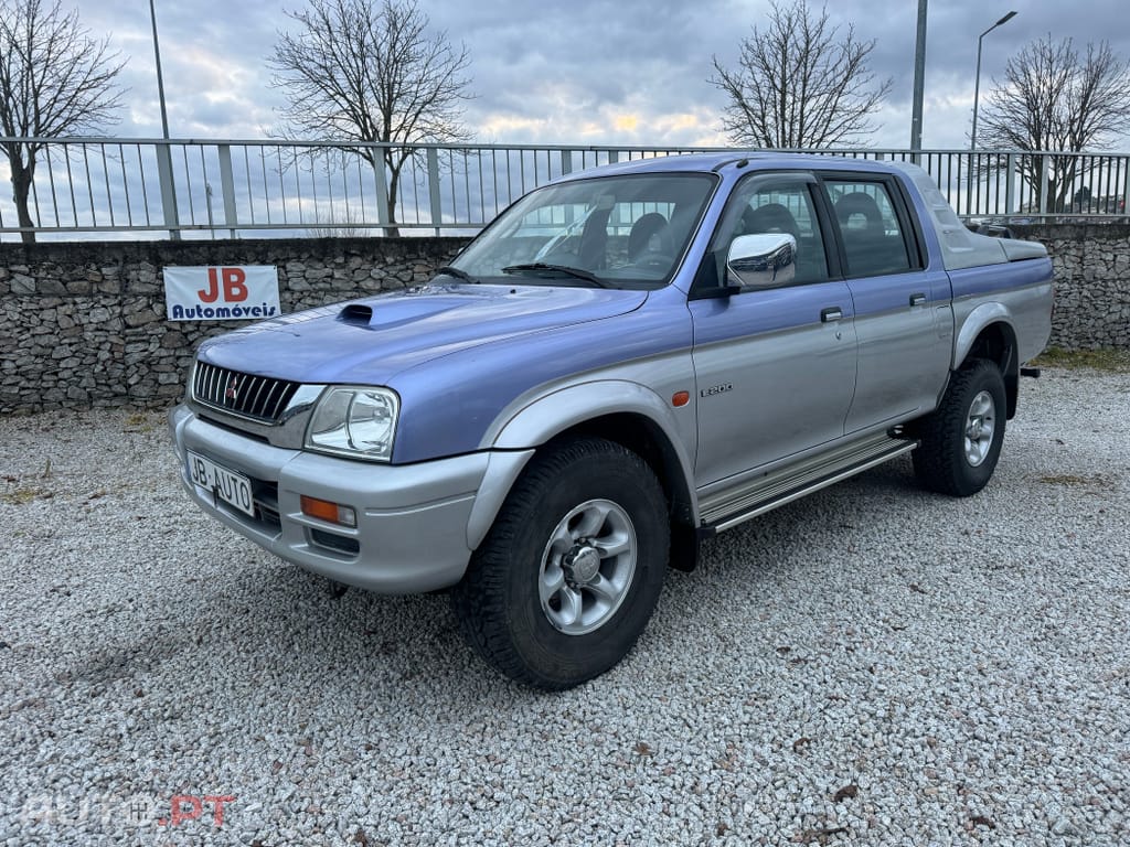 Mitsubishi L200 2.5 TD Strakar CD