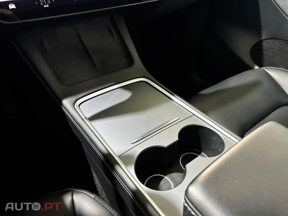 Tesla Model Y Long Range Dual Motor AWD