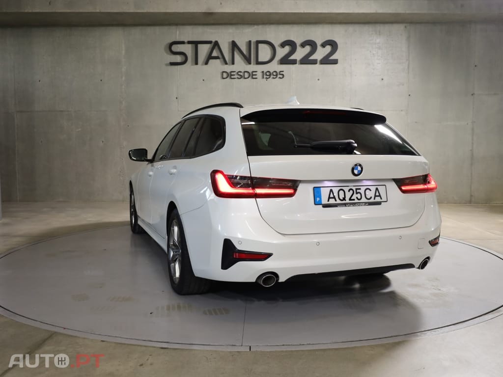 BMW 318 Touring Line Sport Auto