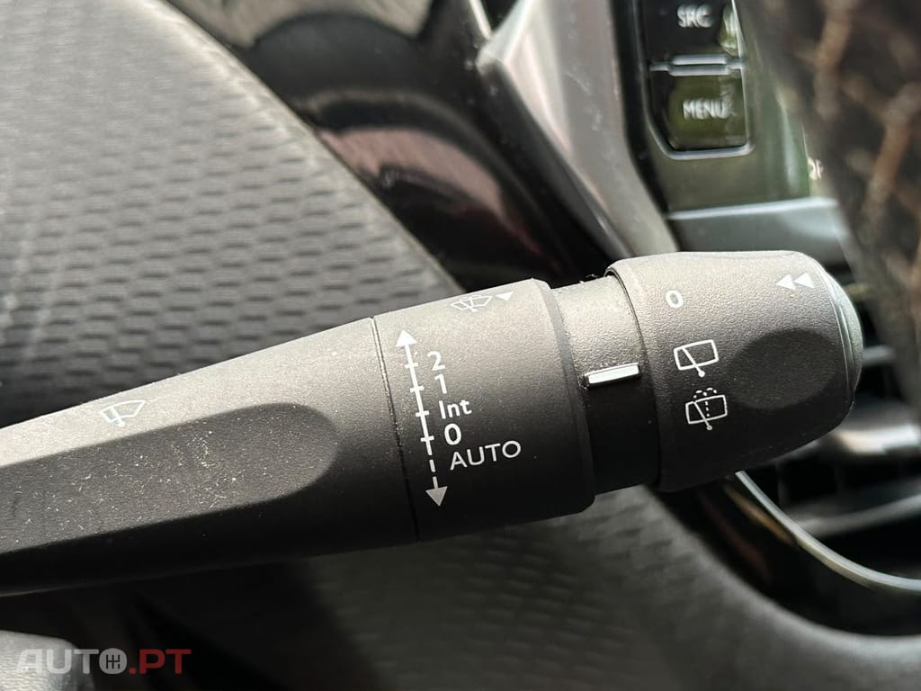 Peugeot 2008 1.2 PureTech Allure EAT6