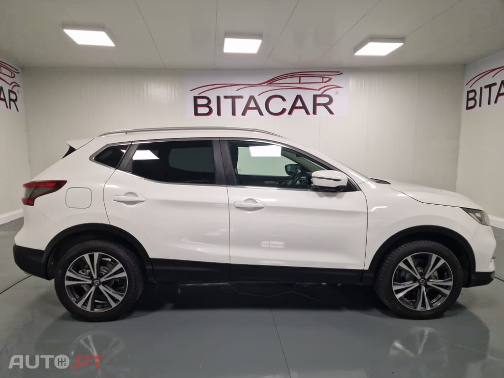 Nissan Qashqai 1.5 dCi N-Connecta