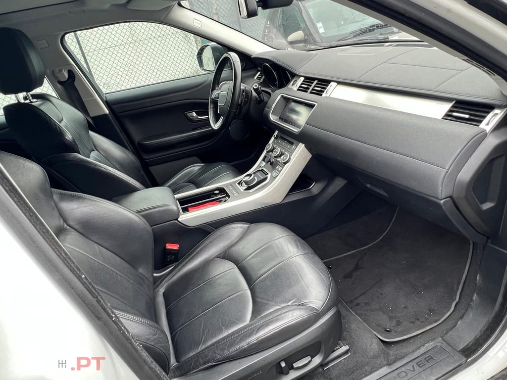 Land Rover Evoque D240 HSE