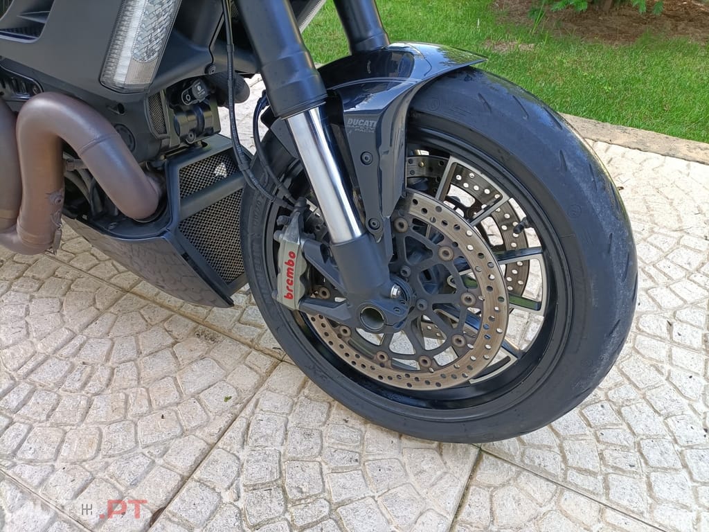 Ducati Diavel 1200 CROMO ABS COM EXTRAS
