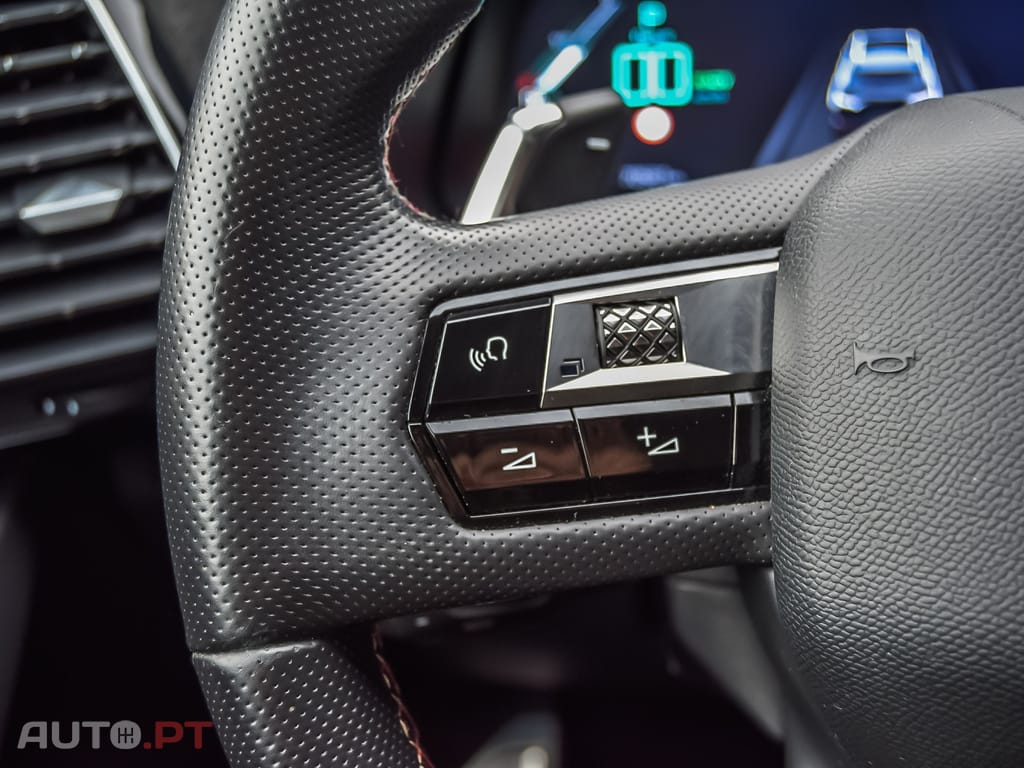 DS DS7 Crossback E-Tense Performance Line+ EAT8