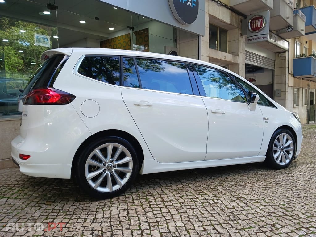 Opel Zafira 2.0 CDTi OPC Line S/S