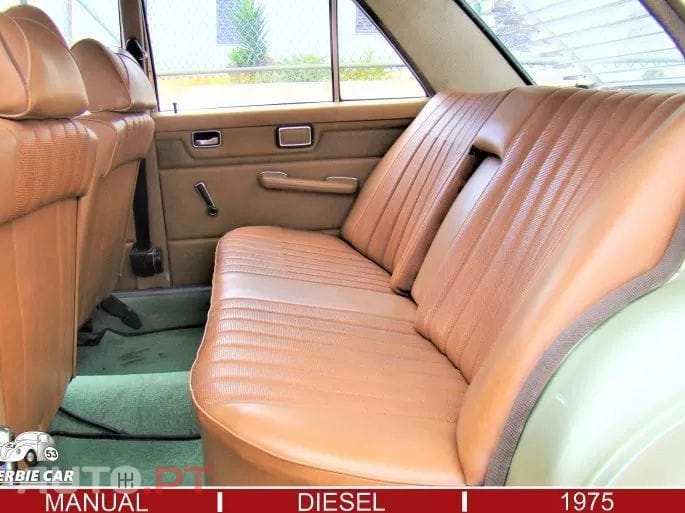 Mercedes-Benz 220 W115 220 D