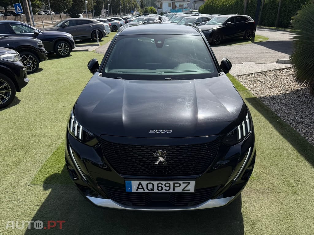 Peugeot E-2008 50 kWh GT