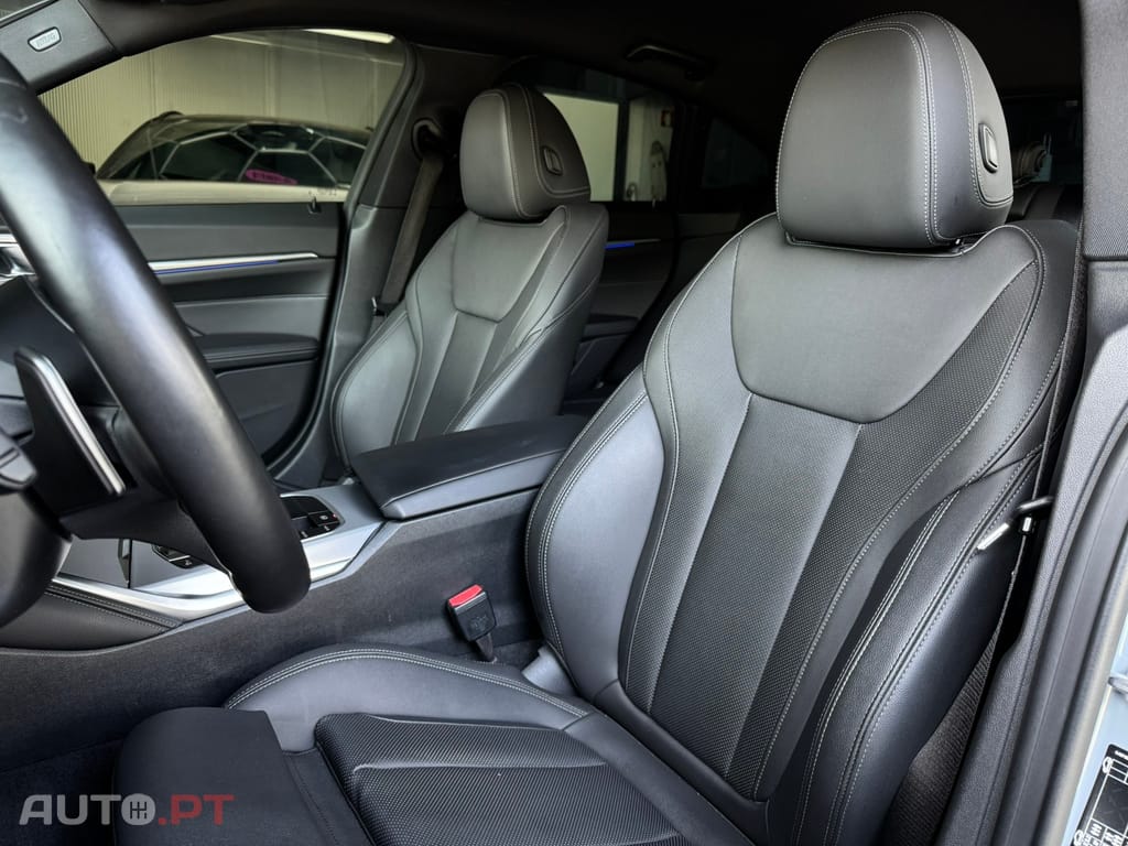 BMW 420 i Pack Desportivo M Auto