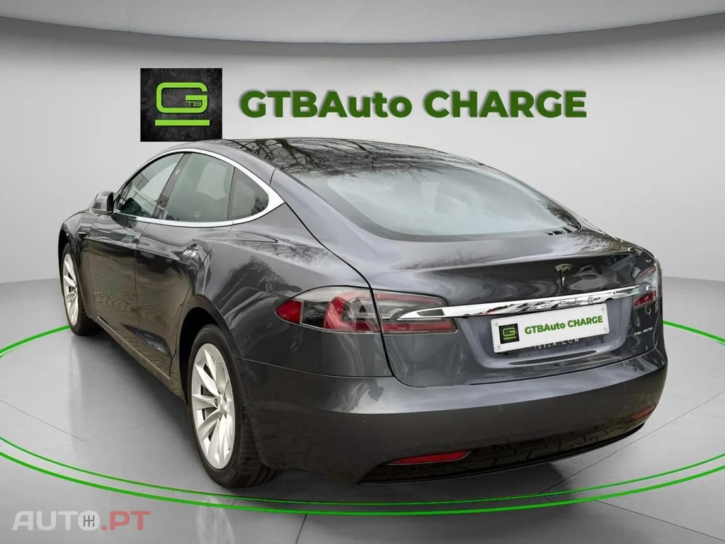 Tesla Model S Standard Range