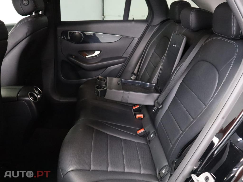 Mercedes-Benz GLC 200  300 e 4MATIC