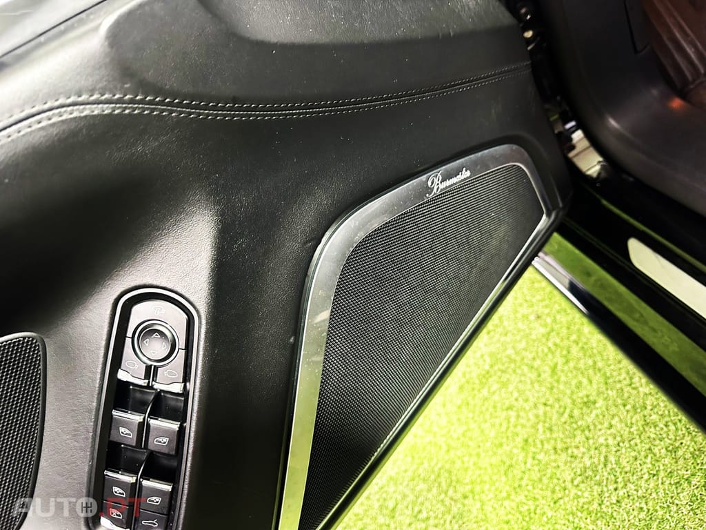 Porsche Panamera Turbo PDK