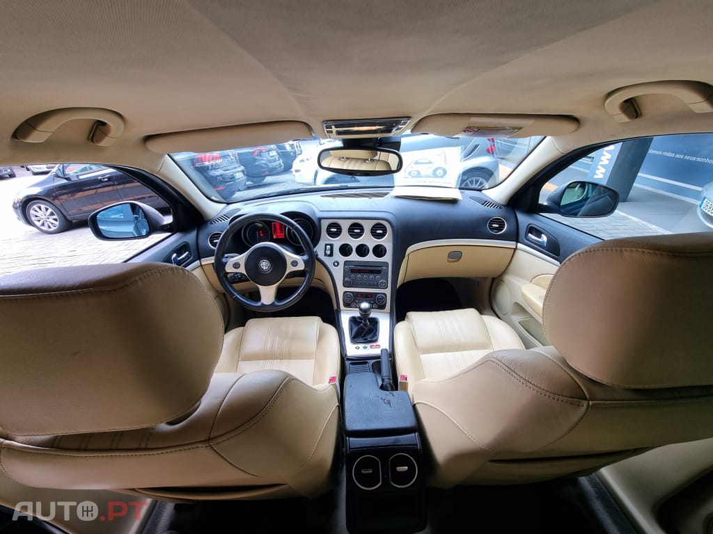 Alfa Romeo 159 Sportwagon 1.9 JTDm 16V 280