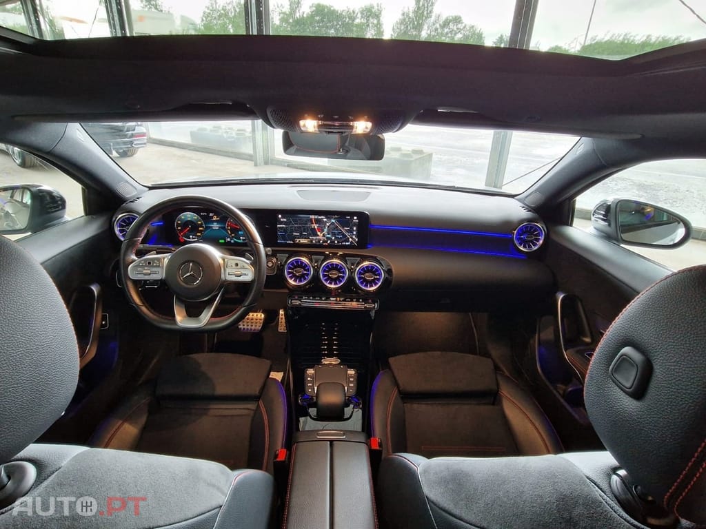 Mercedes-Benz A 250 e AMG Line