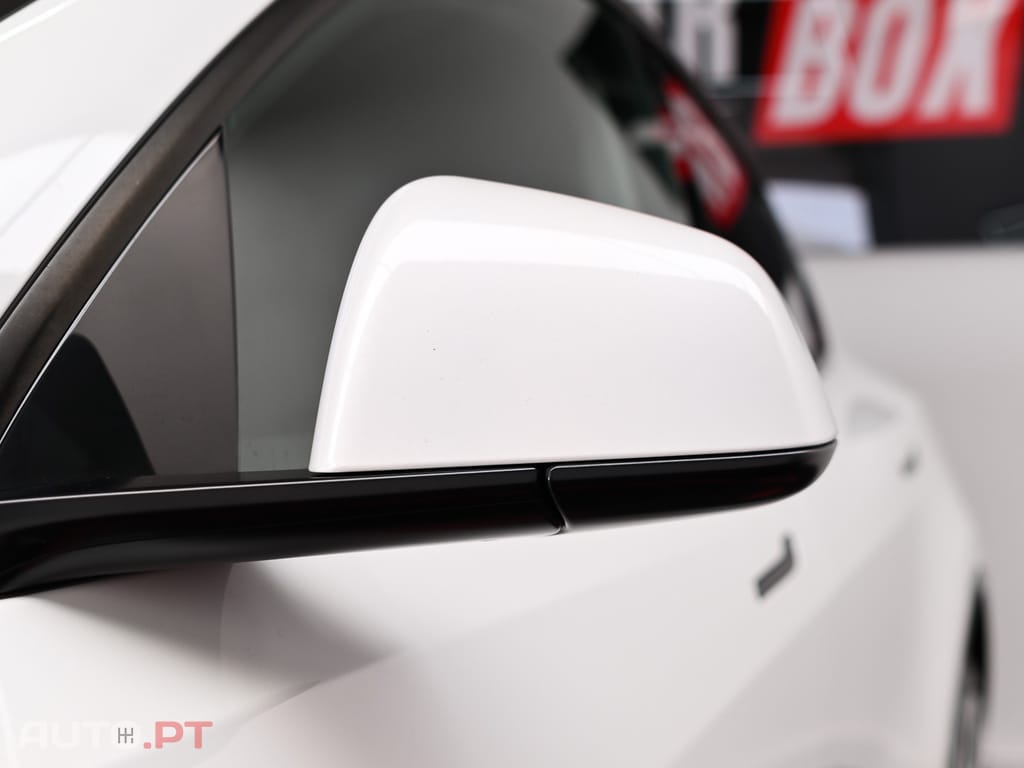 Tesla Model Y Long Range Dual Motor AWD