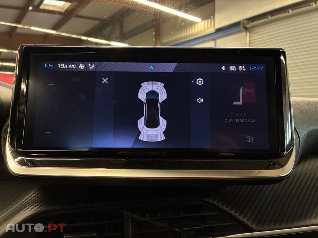 Peugeot 2008 1.2 PureTech Allure EAT8